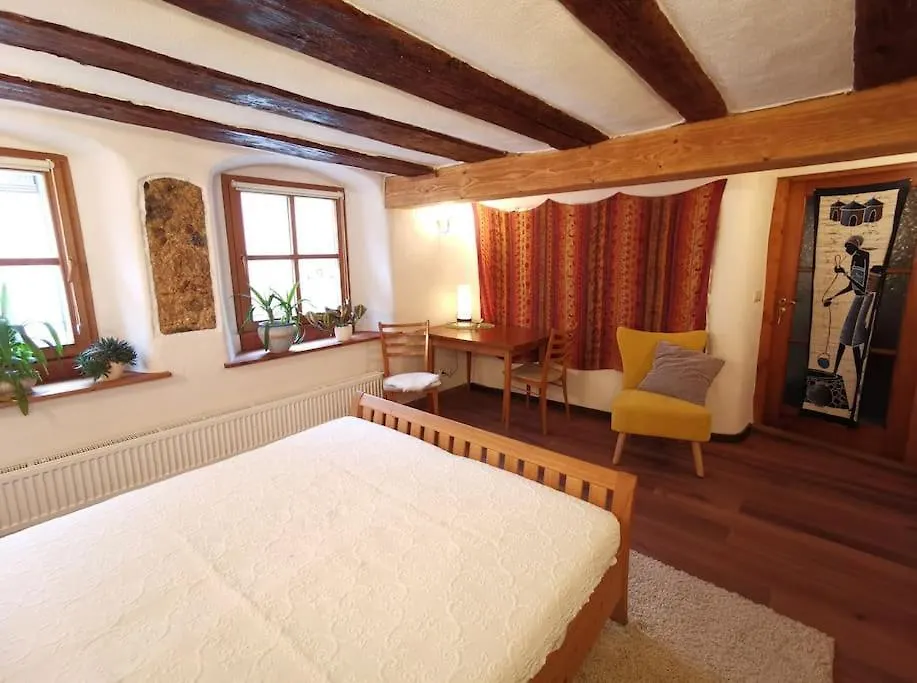 Charmantes Zimmer Mit Bad Im Stadtzentrum Pottenstein 0*,  Germany